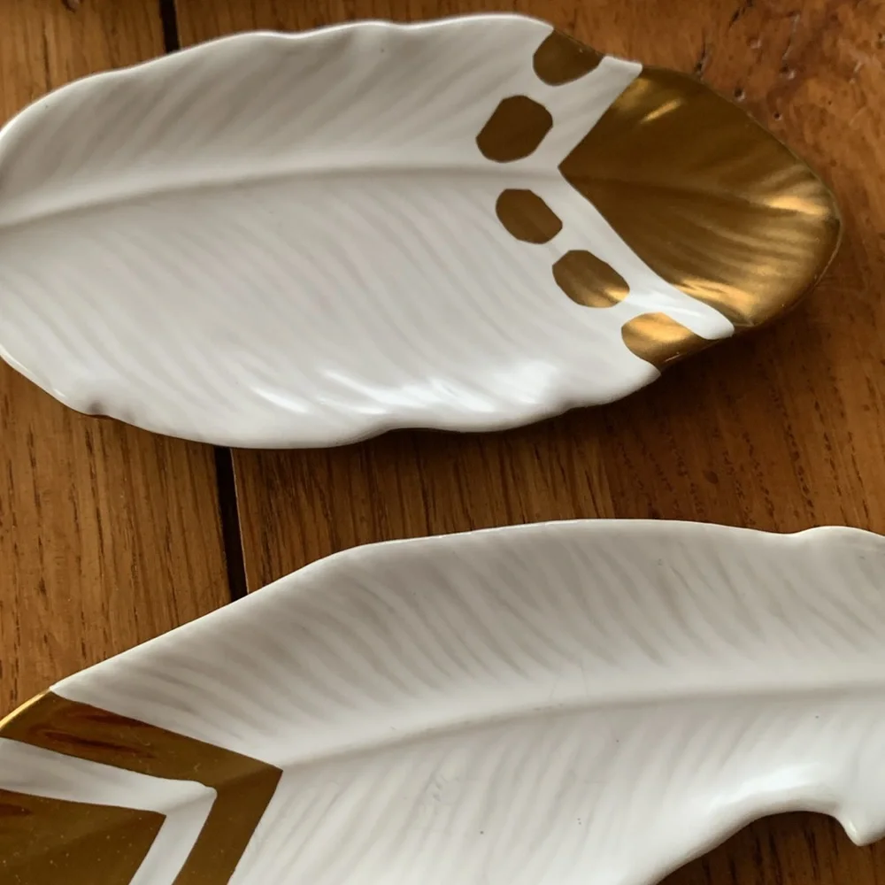 Ceramic Bird Feathers White and Gold Tipped Wall Hanging Ornaments Set of 5